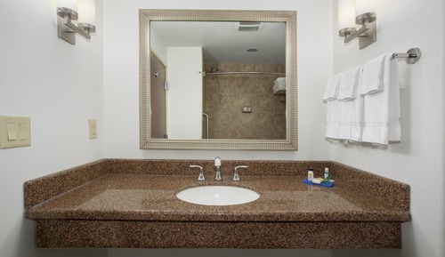 Standard Room, 1 King Bed (LEISURE)