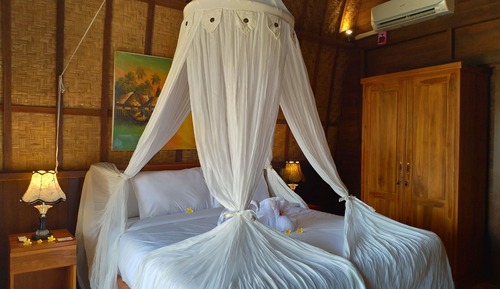 Deluxe Bungalow