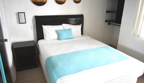 Basic Double Room, 1 Queen Bed, Pool View