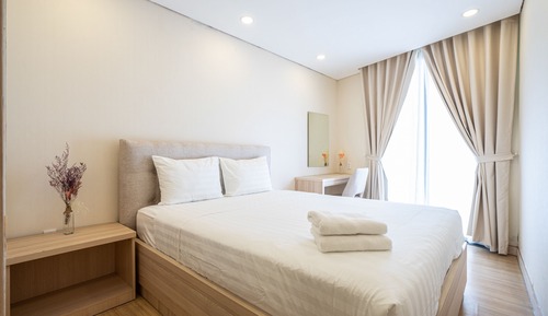 Deluxe Apartment, 1 Queen Bed, Balcony