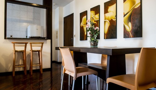 Deluxe Apartment