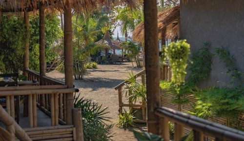 Garden Bungalow