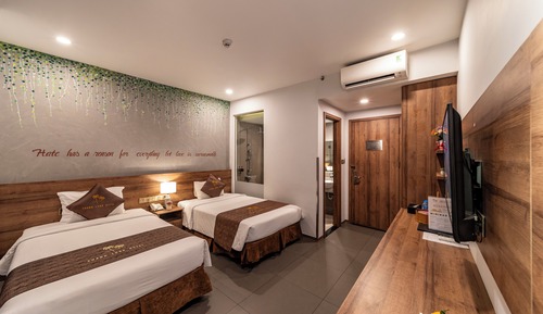 Standard Twin Room