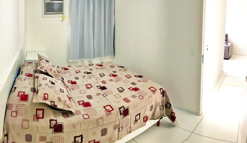 Apartment (406)