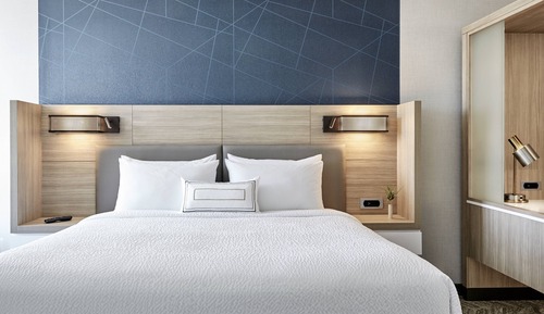 Studio Suite, 1 King Bed (Hearing Accessible)