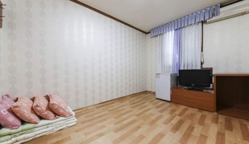 Standard Ondol Room