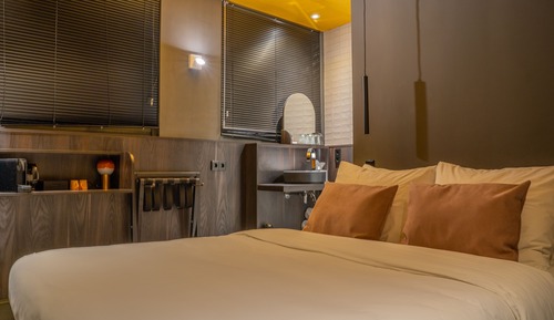 Basic Double Room (Basement)