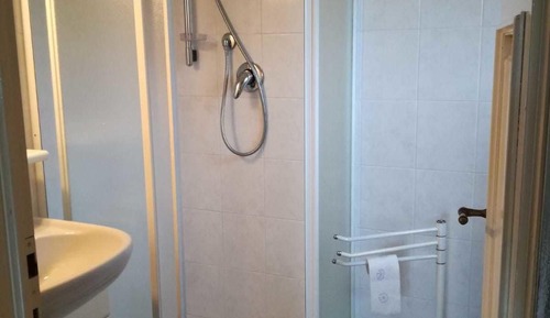 Double Room, Shared Bathroom (Bianca)