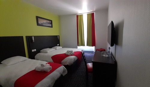 Triple Room