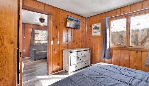 Cabin, 1 King Bed, Hot Tub, Beach View (101)