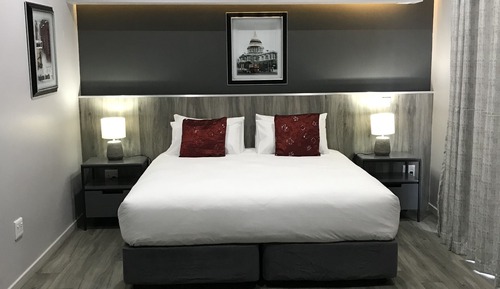 Standard Room, 1 King Bed
