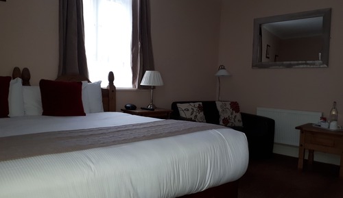 Deluxe King Room