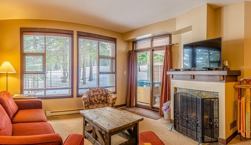 Condo, 2 Bedrooms