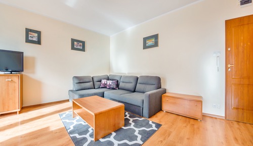 Apartment (9/24)