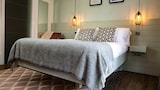 Classic Apartment, Ensuite, City View (Studio Apartmment 10)
