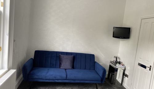 Double Room (Room 4)
