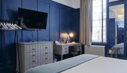 Junior Double Room
