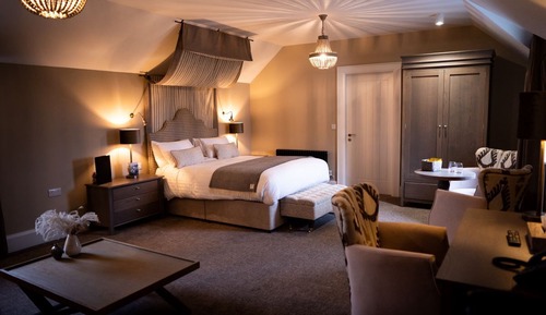 The Salthouse Suite