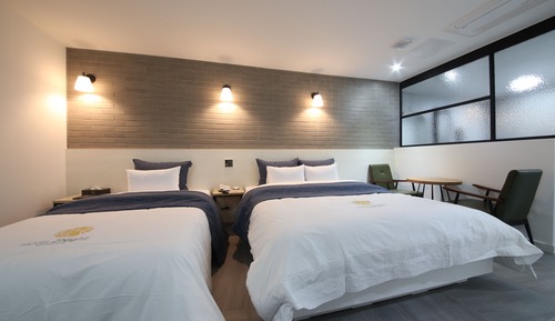 Business Twin Room