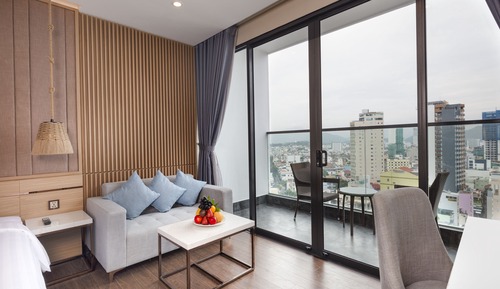 Senior Room, Balcony, Partial Ocean View