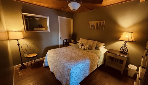 Apartment, Private Bathroom (Heart of Nashville)