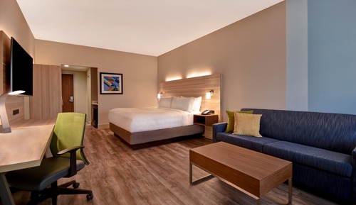 Suite, 1 King Bed, Roll-in Shower (Roll-In Shower)