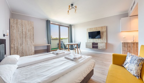 Apartment (C372)
