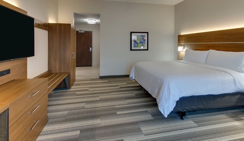Standard Room, 1 King Bed