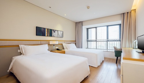 Standard Room, 2 Twin Beds, Balcony