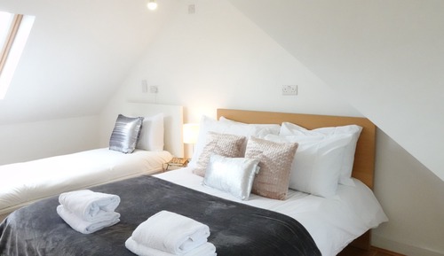 Comfort Triple Room