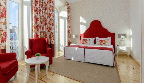 Suite, Garden View (Rouge)