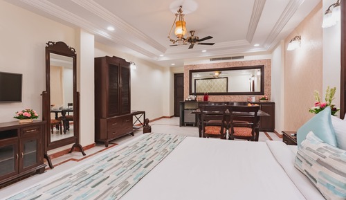 Club Room