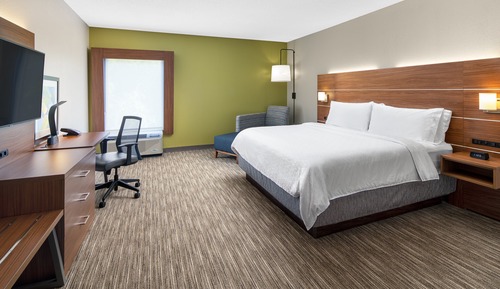 Standard Room, 1 King Bed