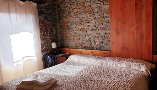 Classic Double Room, 1 Queen Bed (2)