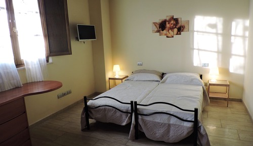Comfort Double or Twin Room, Shared Bathroom