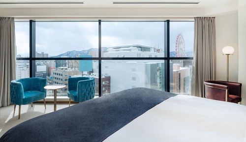 Deluxe Room, 1 King Bed, Panoramic City View, Non Smoking