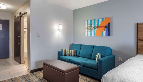 Suite, 2 Queen Beds, Non Smoking (Efficiency)