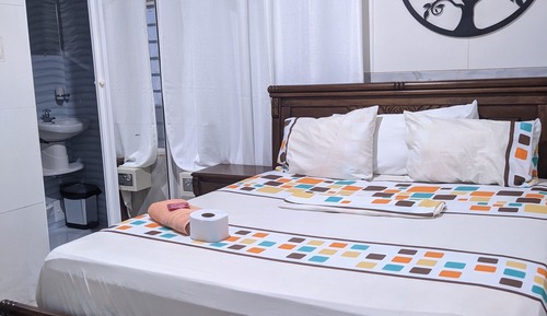 Deluxe Double Room, Mixed Dorm