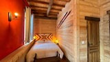 Basic Room, 1 Double Bed (Tirobarra)