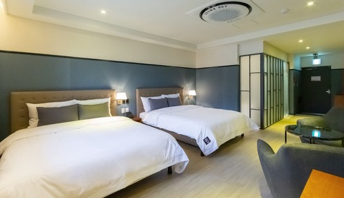 Superior Twin Room