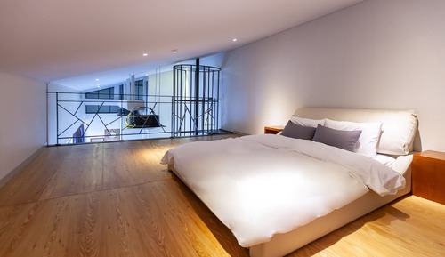 Premium Studio Suite (Duplex)