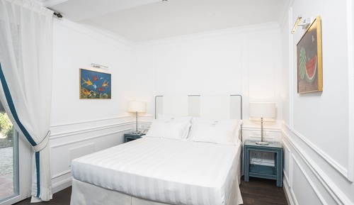 Deluxe Double Room, Garden Area