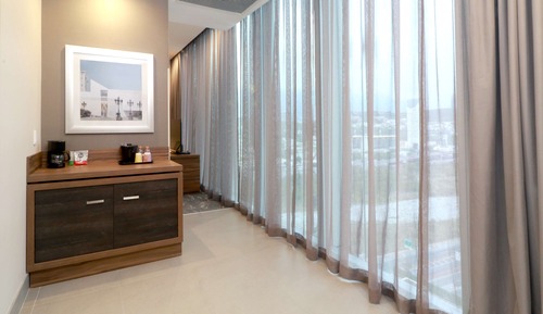 Junior Suite, 1 Queen Bed