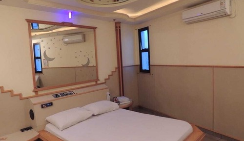 Deluxe Suite (Com Hidro)