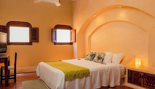 Deluxe Studio Suite