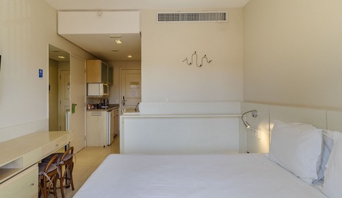 Basic Apartment