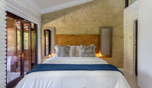 Superior Room, 1 King Bed
