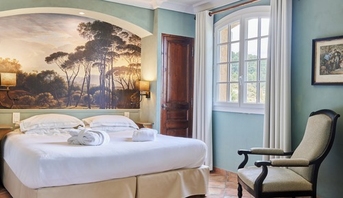 Junior Suite, 1 King Bed, Non Smoking, Valley View (Twin bed on request;with Sofabed)