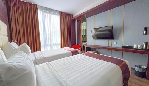 Special offer - Two Superior Twin rooms ( 2 Individual rooms not Family Rooms )