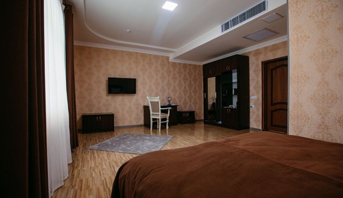 Junior Twin Room